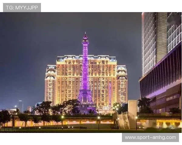 澳门巴黎人埃菲尔铁塔作为旅游拍照的热门打卡点,吸引全球游客纷纷驻足 澳门巴黎人埃菲尔铁塔作为旅游拍照的热门打卡点,吸引全球游客纷纷驻足